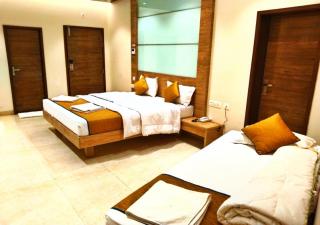 The Paradise Hotel - LUXURY STAY - Kanchipuram - 3
