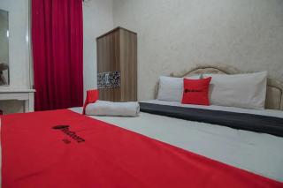 RedDoorz Syariah at Jalan Ahmad Yani Jambi - Jambi - 1