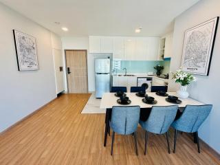 市中心Sky River无边泳池97平方温馨家庭房山景房有停车位 三房两卫 近夜市古城 年终大促 - 8