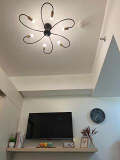 Posh 1BR @ SM Southmall w/ 100mbps and Netflix - Manila - 1