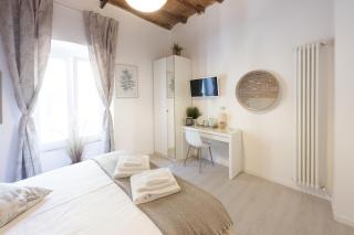 White Ostilia Apartments - Rome - 7