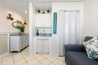 Continental Condominiums - 4