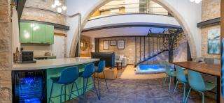 Palazzino Luxury Suites - Lofou - 2