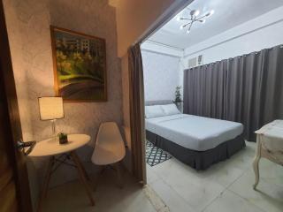 La Sierra Guest House - 6