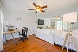 2 Story Home With Sunroom & Cozy Deck Close To KSU - Kennesaw - 3