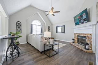 Plan A Trip To The Lake In This Open Air Cozy Home - Adairsville - 0
