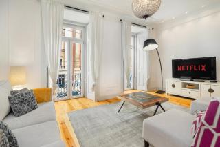 WHome Luxury Stay in Prime Location w/ AC, Lift & Private Patio - Lissabon - 9