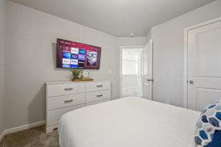 Stylish & Modern 3BR Home Near Chattahoochee River - 5