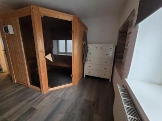 Wohnung mit Garten, Sauna und Infrarotkabine - - 8