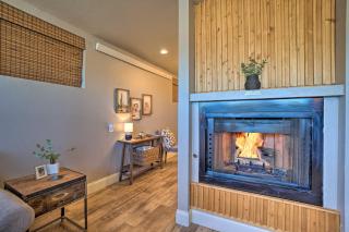 Luxe Route 66 Getaway with AandC in Downtown Williams! - Williams - 4