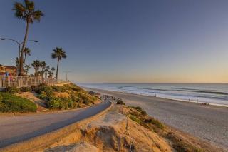 Luxury Ocean Views & Steps To The Sand - Tower 36 Lower Condo Unit - Carlsbad - 5