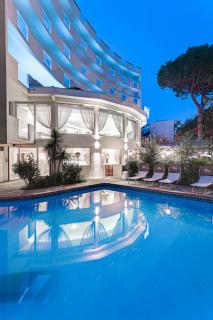 Hotel Schiller - Cervia - 0