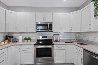 Stunning & Perfect Home Near Downtown Tampa & YBOR - 7