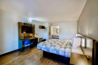 Motel 6-Fort Worth, TX - White Settlement - Fort Worth - 3