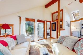 Little Brown House - Glen Arbor - 5