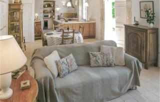 Stunning Home In St Antoine De Breuilh - 8