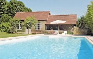 Stunning Home In St Antoine De Breuilh - 1