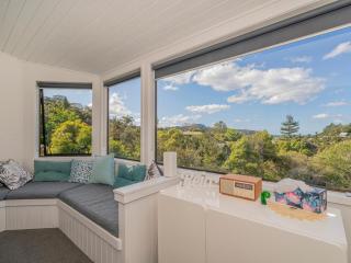 Hillside Haven - Tairua Holiday Home - Tairua - 1