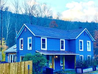 Charming 120-year-old farmhouse by the creek. - Starlight - 6