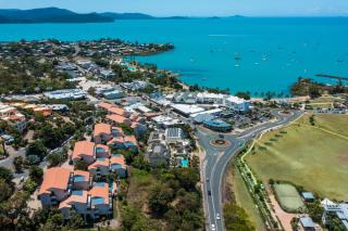 Ocean Views at Whitsunday Terraces Resort - Airlie Beach - 2