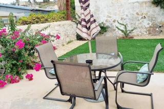 My Cozy Duplex A in the Heart of West Side - 4