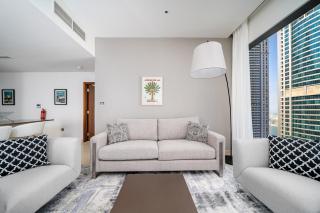 ALH Vacay - Luxurious 2 Bedrooms in Marina Gate - Dubai - 7