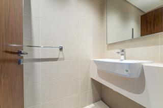 ALH Vacay - Luxurious 2 Bedrooms in Marina Gate - Dubai - 3
