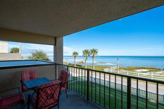 Laguna Reef #201 - Beachy Bayside - Rockport - 2