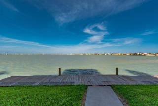 Waterfront Escape - 8