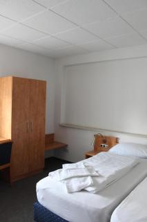 Gasthaus zum Ritter - Karlsdorf-Neuthard - 3