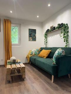 Charmant chalet jungle avec balneo - Arthon - 0
