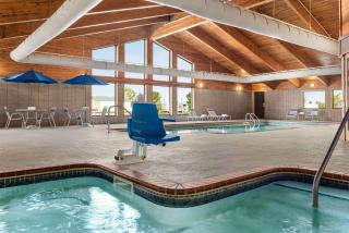 AmericInn by Wyndham Roseau - Roseau - 2