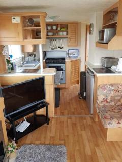 I 10 Caravan 4 Berth chase caravan park - Ingoldmells - 6