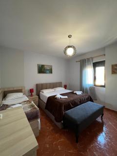 Bujtina Shqiptare - Tirana - 3