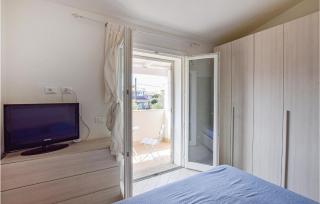 Lovely Home In Valledoria With Wifi - Valledoria - 1