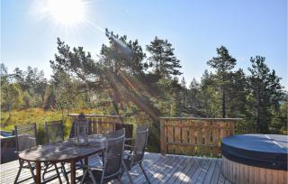 Stunning Home In Treungen With Jacuzzi - Treungen - 5