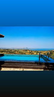 EZE NOF - A hilltop villa with 360º water view - Nashik - 6
