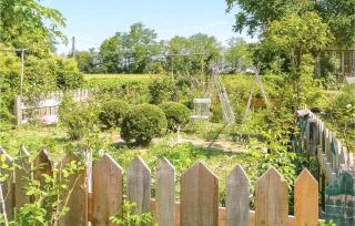 3 Bedroom Gorgeous Home In Arjuzanx - 2