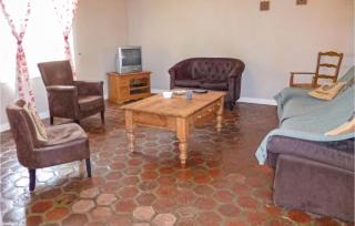 Lovely Home In Vaudoy-En-Brie With Wifi - Vaudoy-en-Brie - 2