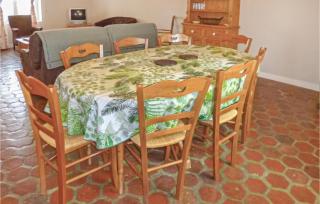 Lovely Home In Vaudoy-En-Brie With Wifi - Vaudoy-en-Brie - 1