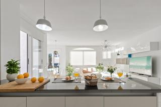Amplio y luminoso apartamento en 1 línea playa - Marbella - 7