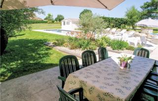 Cozy Home In Staubin De Cadeleche - 2
