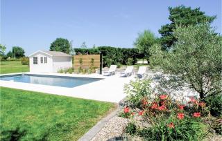 Cozy Home In Staubin De Cadelech - 1