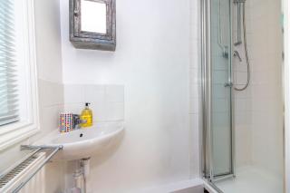 Bradstone Garden Retreat With Own Entrance - Folkestone - 4