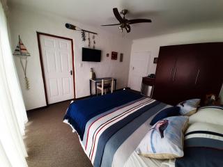 At Upperwood Manor - 4