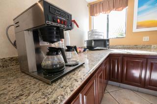 Hospitality Inn - San Bernardino - 6