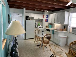 Sea Grape Cottage - At Casas de la Playa Central - Flagler Beach - 4