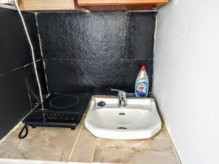 Back Garden Cabin Home with Terrace(Self Check-in) - 7