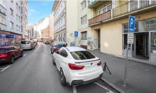 Útulný byt v historickom centre Bratislavy - Bratislava - 2