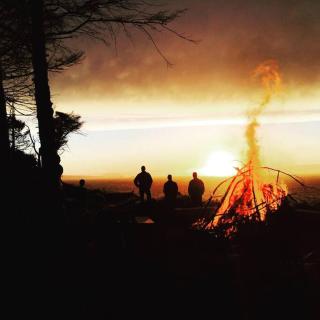 Treehouse-Small Eagles Perch over the water - 9